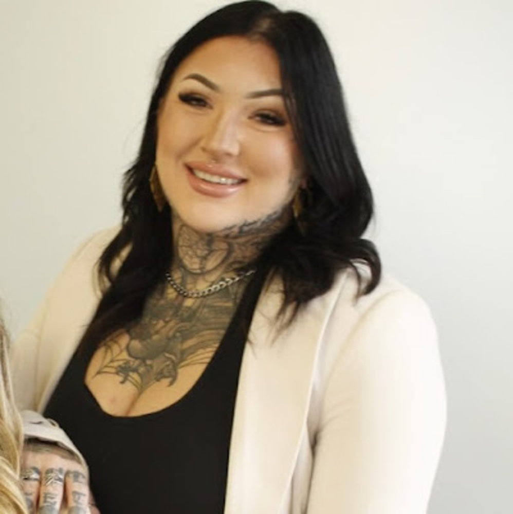 Meet your Posher, Chelsey